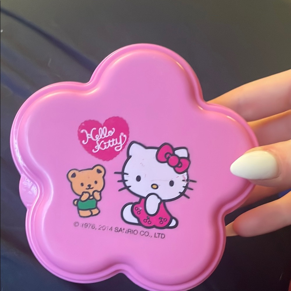 Hello Kitty Pink Flower-Shaped Container